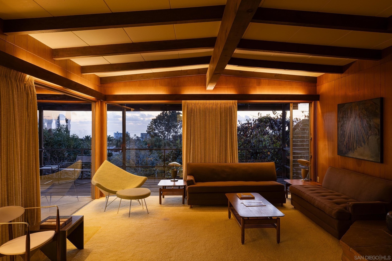 The Leondis Residence in San Diego