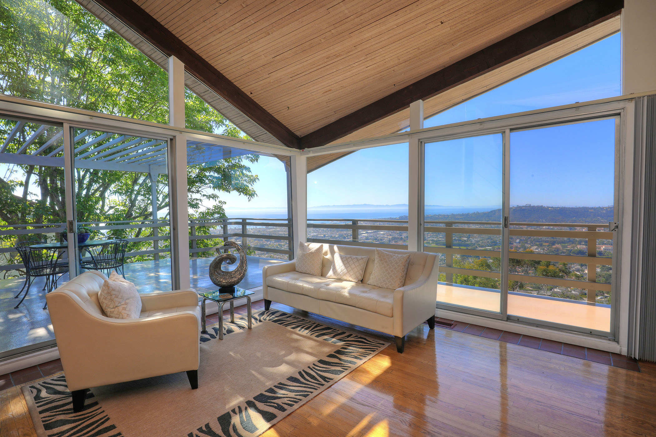 Hillside Mid-Century in the Santa Barbara Riviera