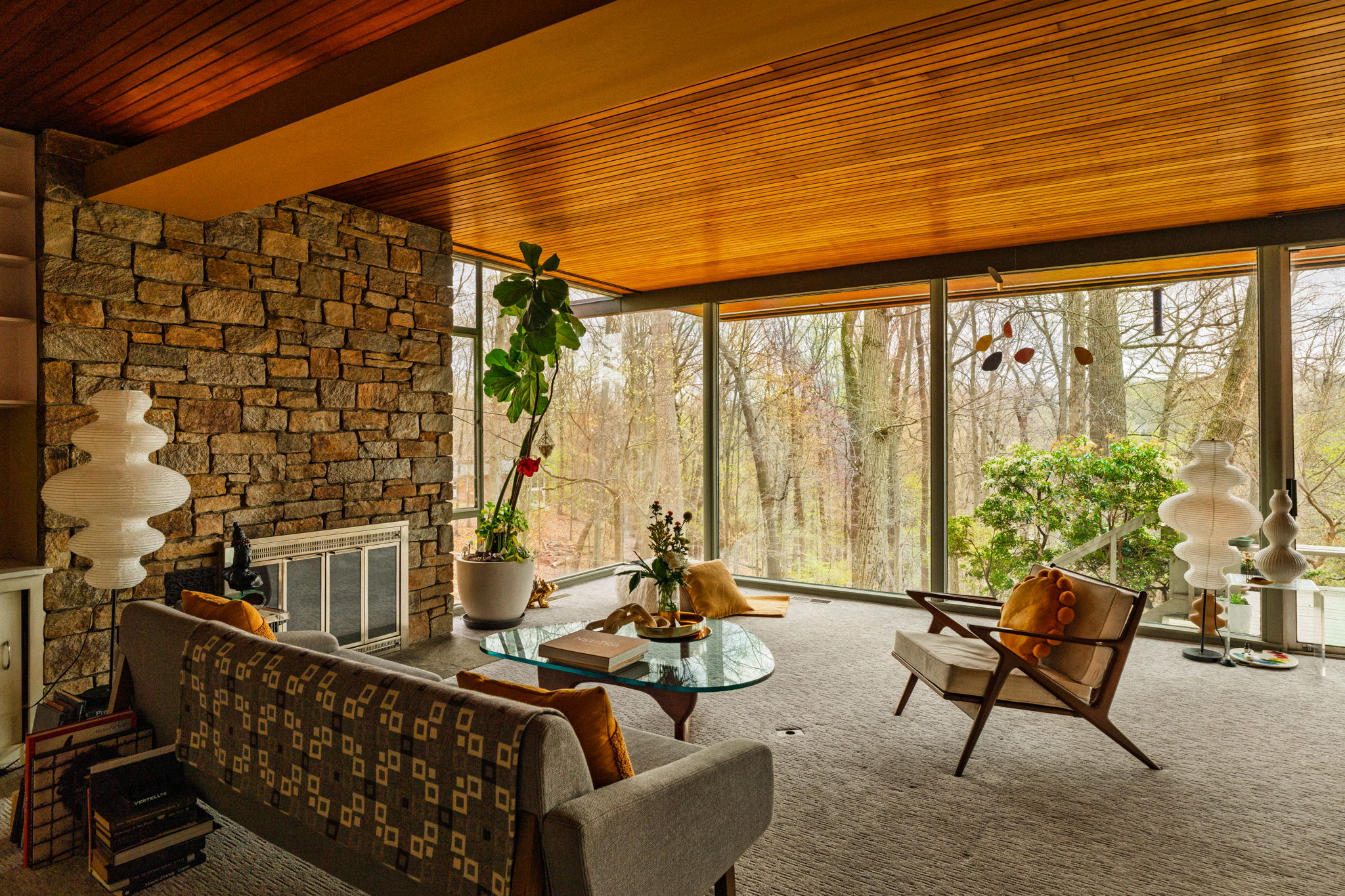 Richard Neutra’s Coveney House: A Timeless Mid-Century Masterpiece - Photo 5
